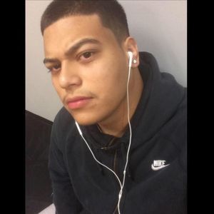 Meet your Posher, Adrian